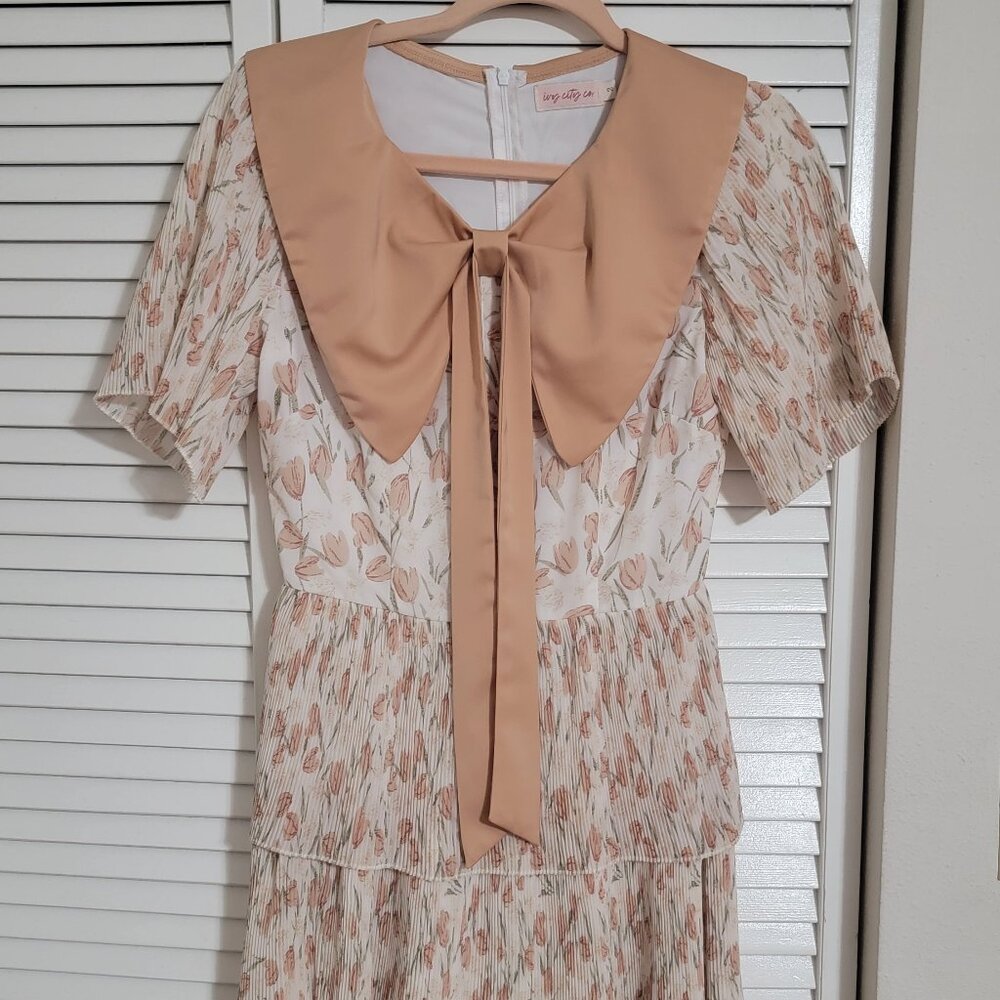 Ivy City Floral Ruffle Dress